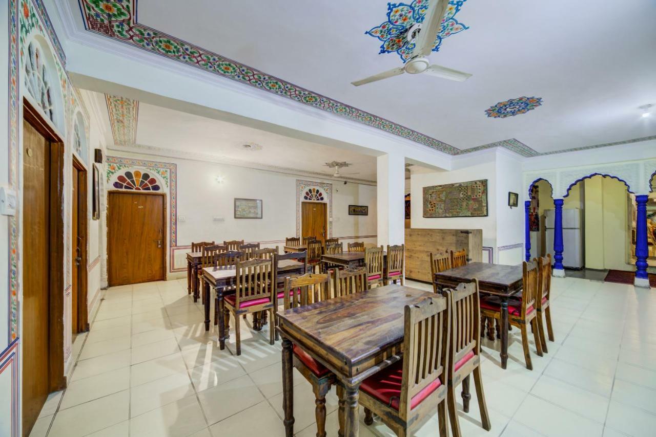 Oyo 40791 Hotel Hot N Fast Suratgarh Buitenkant foto